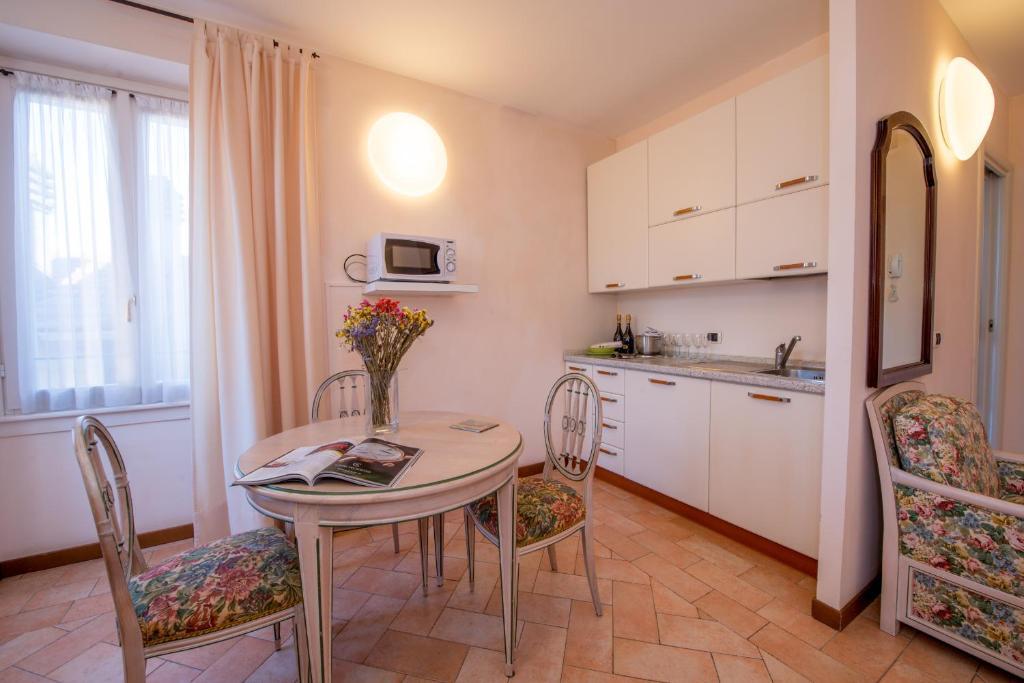 Residence La Limonera Bellagio Pokoj fotografie